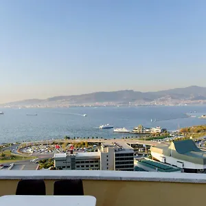 Büyük Apartamento Esmirna